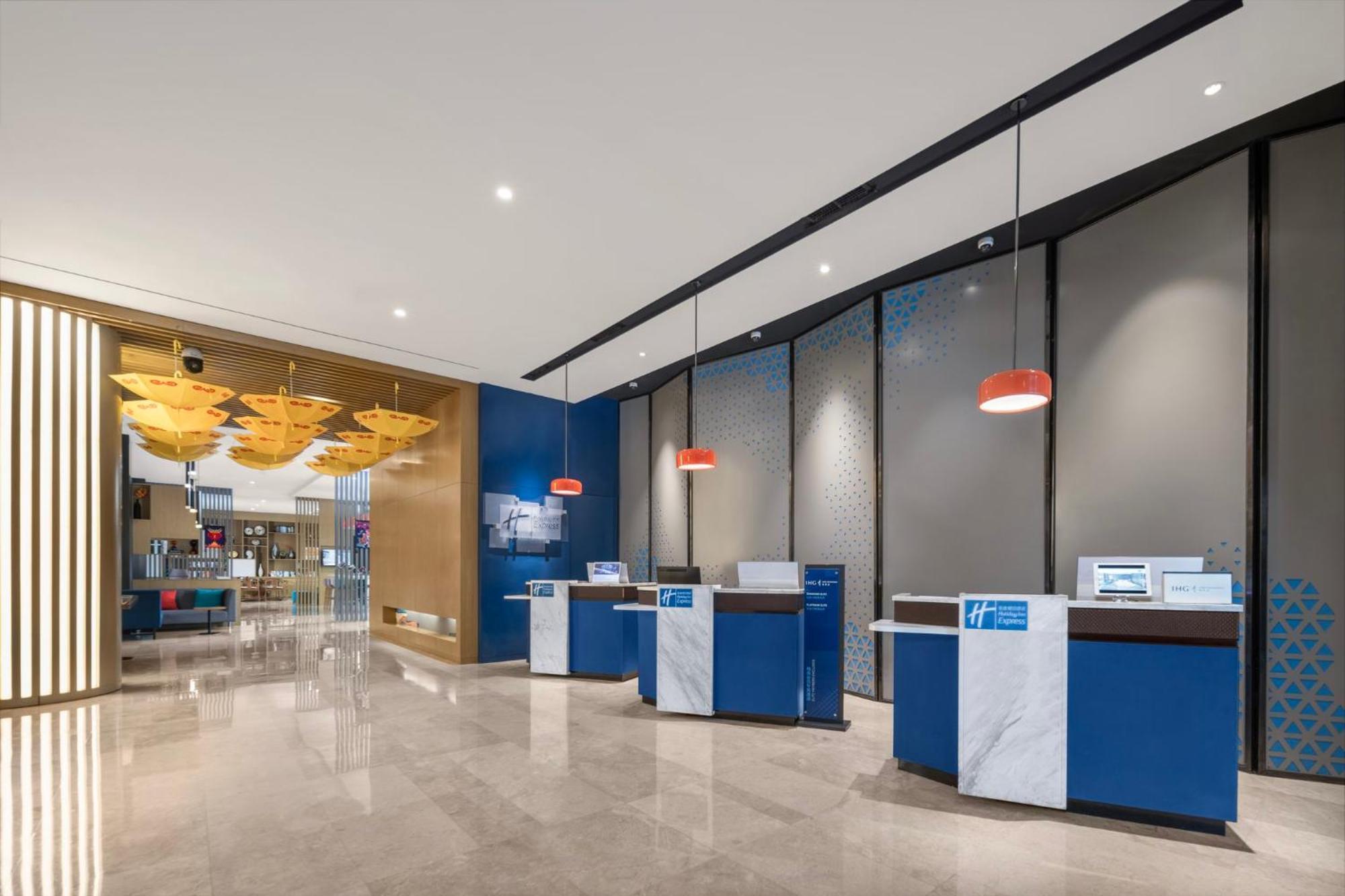 Holiday Inn Express - Xichang City Center By Ihg Εξωτερικό φωτογραφία