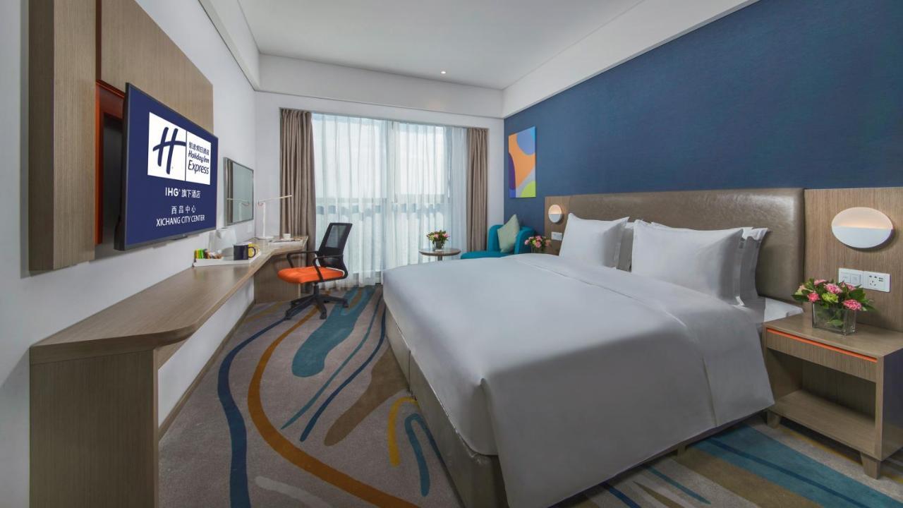 Holiday Inn Express - Xichang City Center By Ihg Εξωτερικό φωτογραφία