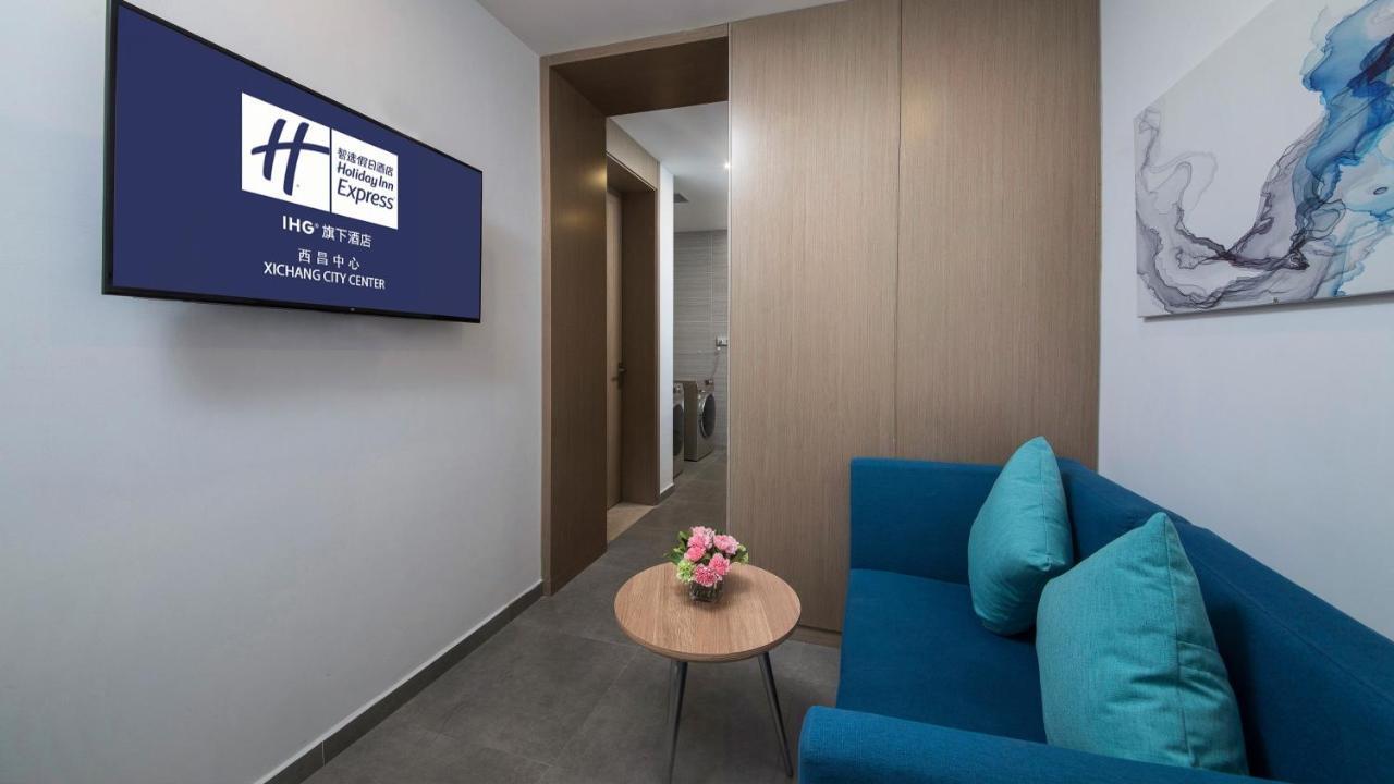 Holiday Inn Express - Xichang City Center By Ihg Εξωτερικό φωτογραφία