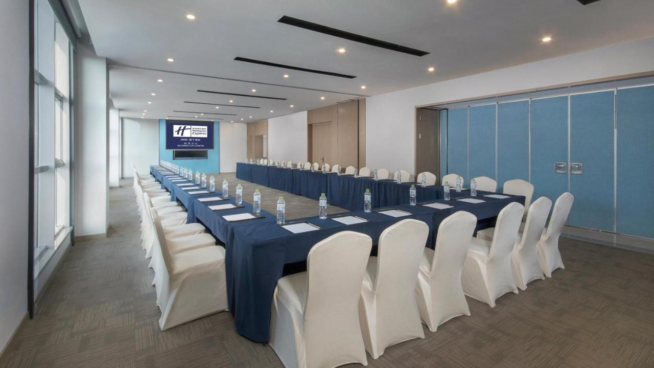Holiday Inn Express - Xichang City Center By Ihg Εξωτερικό φωτογραφία