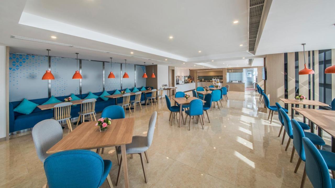 Holiday Inn Express - Xichang City Center By Ihg Εξωτερικό φωτογραφία