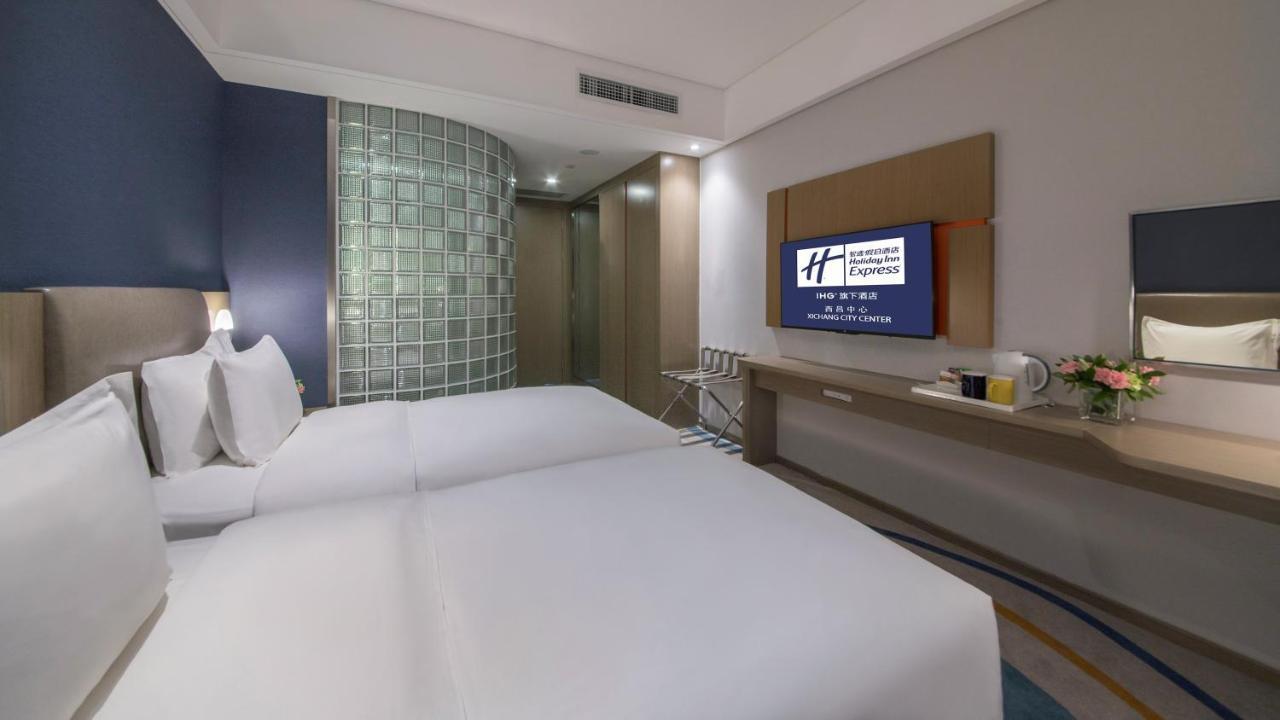 Holiday Inn Express - Xichang City Center By Ihg Εξωτερικό φωτογραφία